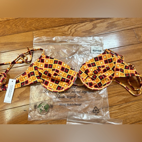 Heavy Manners ‘Satisfaction’ Bikini - Picture 2 of 5